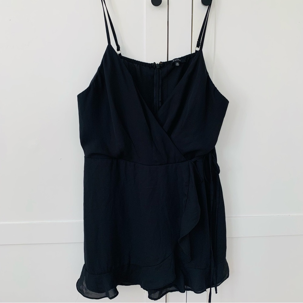 Entry Black Faux Wrap Romper Size 2XL